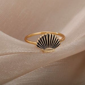 Vintage “Sea Shell" Ring